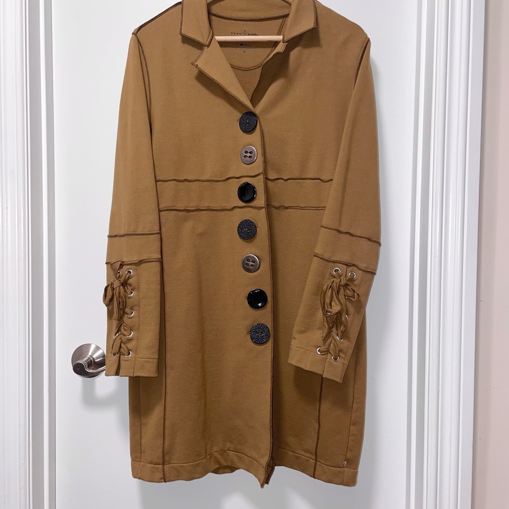Women's mustard  Coat with Button Details, lace sleeves